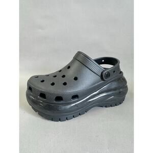 Crocs‎ Classic Mega Crush Clog Solid Black Matte/Shiny Women's Size 8 Mens 6
